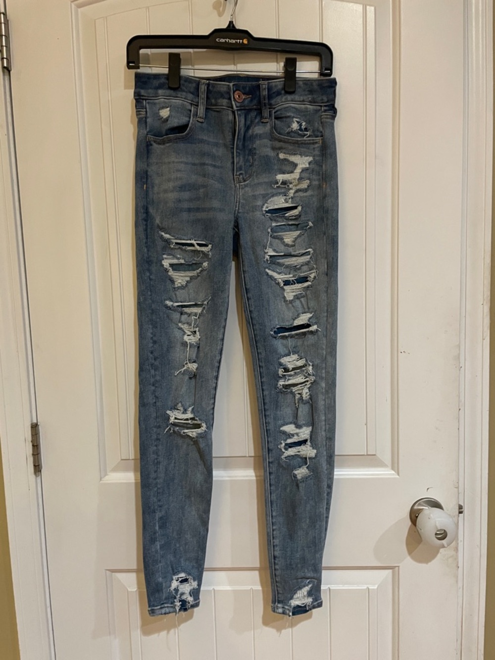 American Eagle Outfitters Distressed Skinny Jeans jeggings - Light Blue size 4